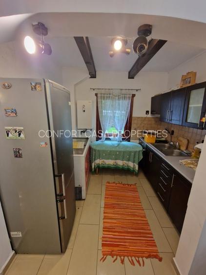 Complex Turistic - 900 mp utili -  teren 3000 mp - Piscina - zona turistica - 12