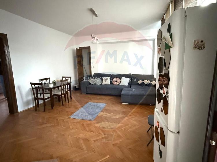 VANZARE Apartament cu 4 camere in zona Dacia - 10