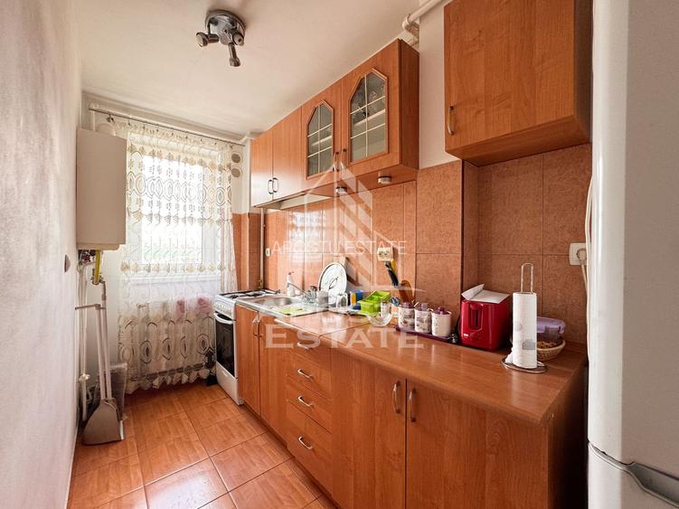 Apartament 3 camere, centrala proprie, mobilat, Micro 6, Hunedoara - 7