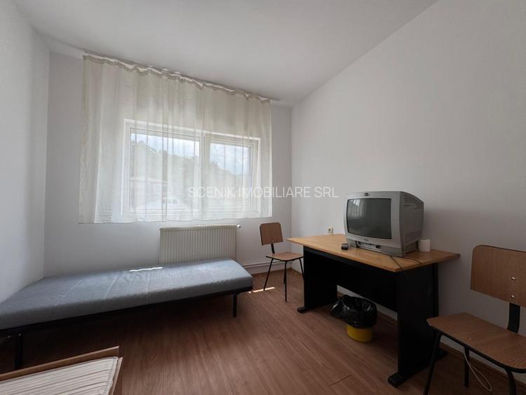 Imobil ideal pentru echipe de muncitori, 18 camere de inchiriat, zona Carierei - 9