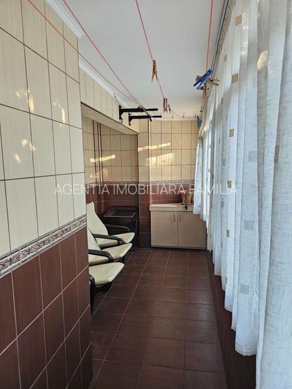 Inchiriere apartament cu 3 camere, IREG, 70 mp, 2300 Lei/Luna - 3
