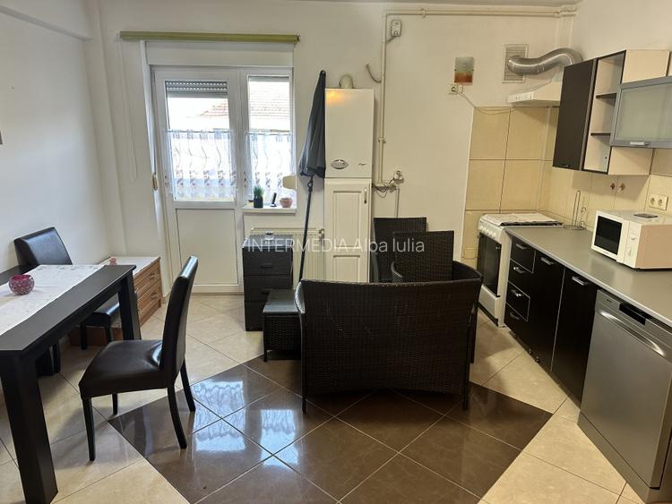 Apartament 2 camere  | 1 Baie | 1 Balcon | 60 mp. | Bloc NOU | Lift  | Central I - 18