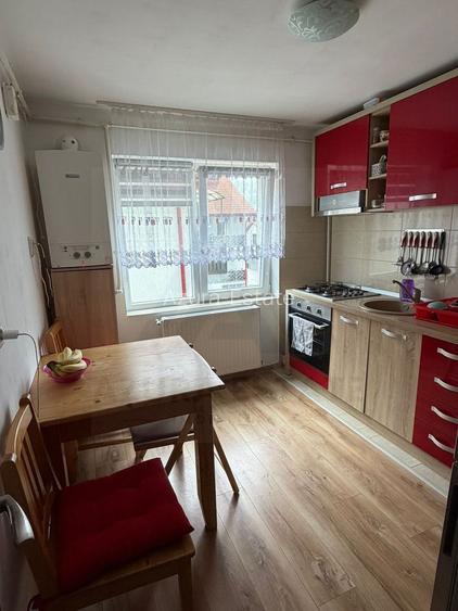 Apartament 2 camere etaj 2 cu 2 balcoane si parcare in Arhitectilor - 4