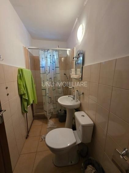 Etaj 2 - Pacurari- Petru Poni - 2 camere- liber- 59900 euro - 5