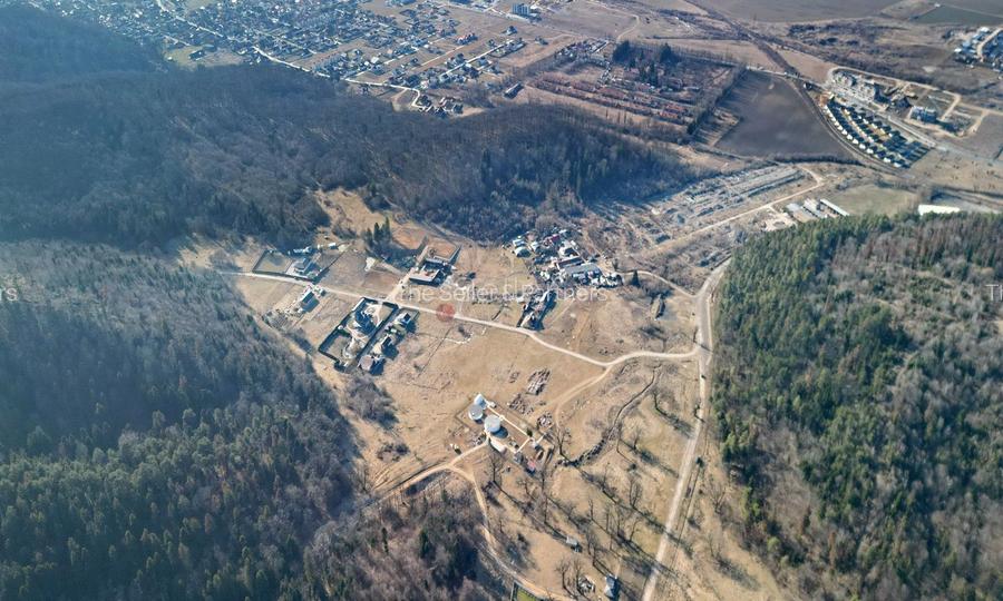 Teren intravilan - 12