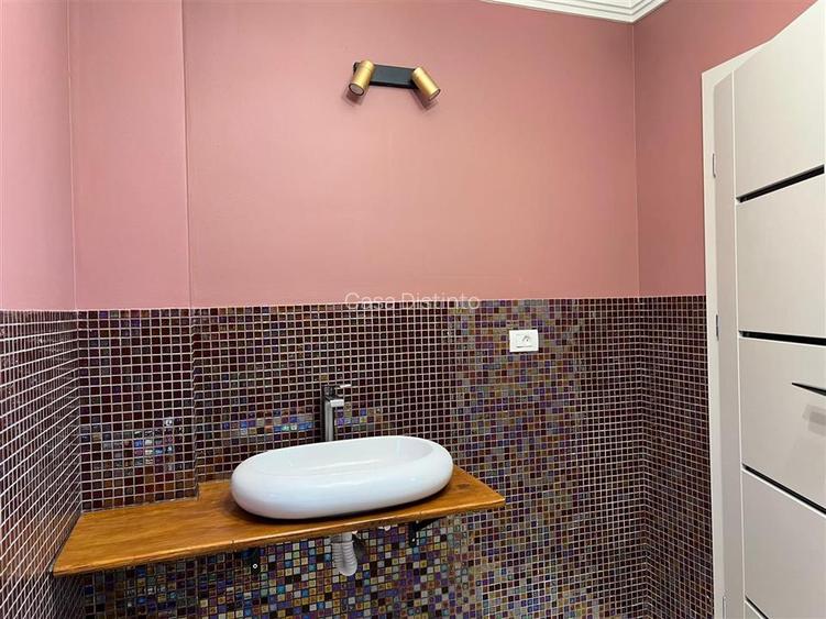 Casa complet mobilata cu 3 dormitoare Marul de Aur - 9