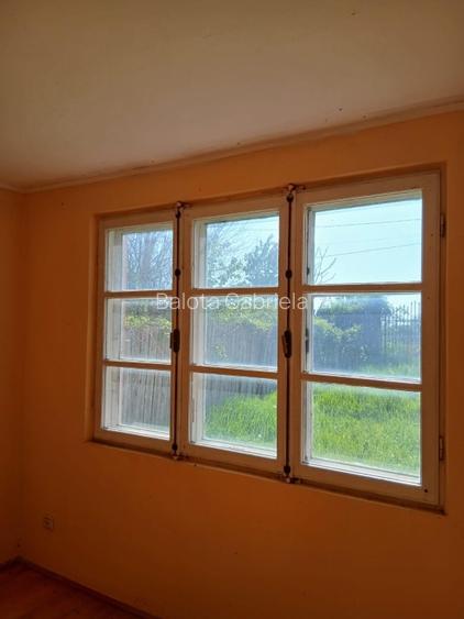 Afacere! Casa langa centru Odobești cu gradina si garaj.  - 2