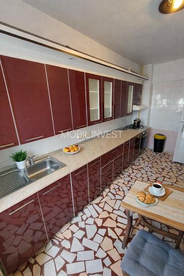 Marriott, Catedrala Nationala, intrare stradala, vedere deschisa - 3