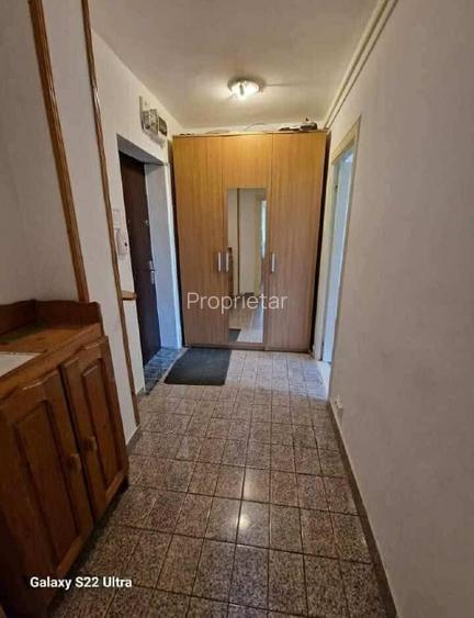 Apart 2 cam decomandat în Tatarași  - 2