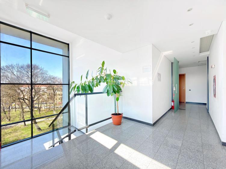 Office-3 Camere | Lift | Parcare Subterana | Central | Comision 0 - 16