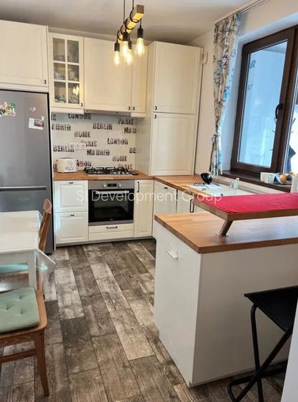 Vilă Duplex Elegantă cu Grădină Privată – Otopeni, Acces Rapid DN1 - 12