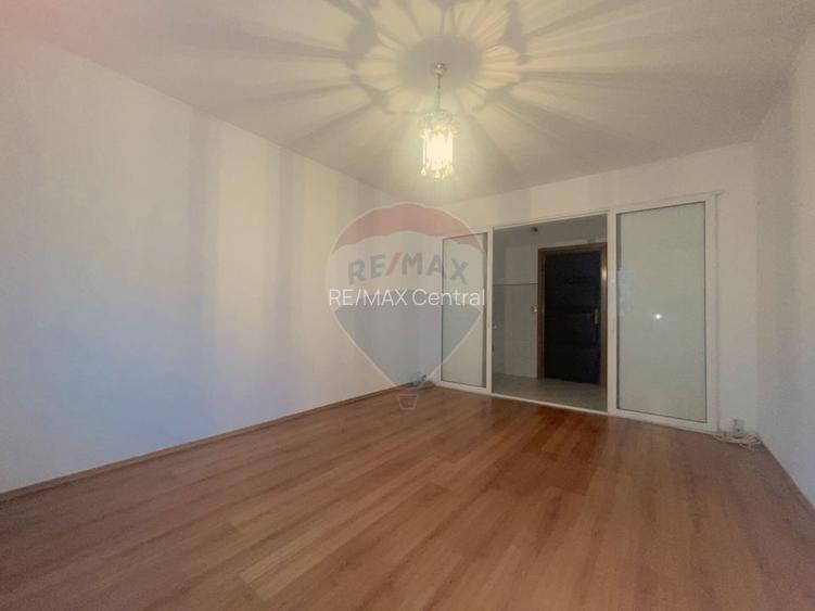 Garsonieră 21 mp, Et. 1, Orientare Vestică în Uzina 2, Brașov - 3