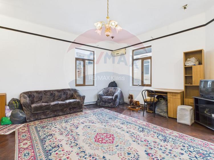 Apartament de vanzare in vila in centrul capitalei - 3
