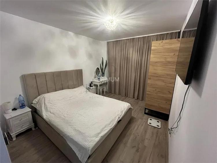 TORONTALULUI - 3 CAM - ETJ.1 -  BLOC NOU - 2 BAI - 2 BALCOANE - BOXA - LOC PARCA - 4