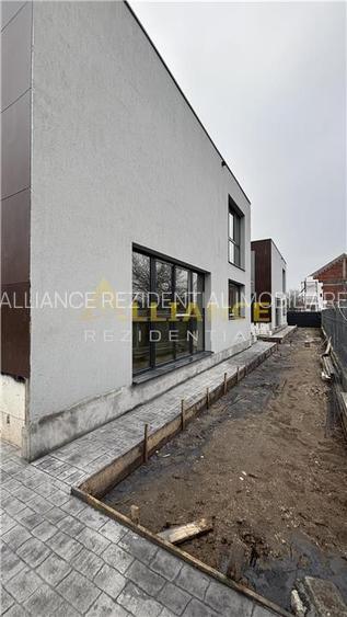 Vila 4 camere de vanzare || aproape de Mega Image || campus scolar - 5