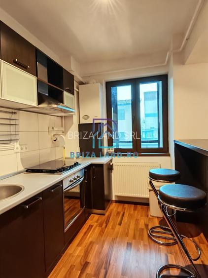 Soseaua Chitilei, pod Constanta, doua camere, sup. 53.9 mp, et. 1/8 - 8