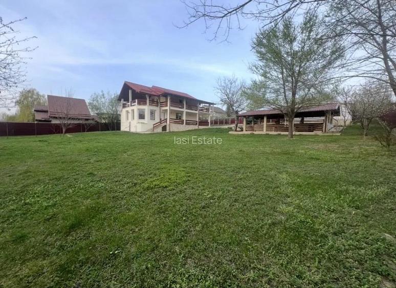 Barnova intersectia cu Pietrarie VILA D+P+M SU=212mp TEREN 1670mp amenajat super - 8