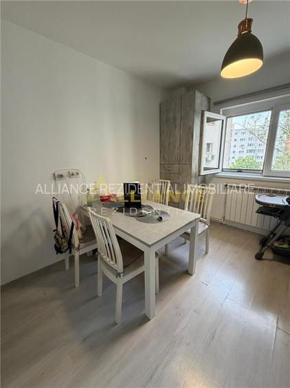 Apartament 2 camere decomandat de vanzare – 55 mp – etaj 5/10 – renovat complet - 2