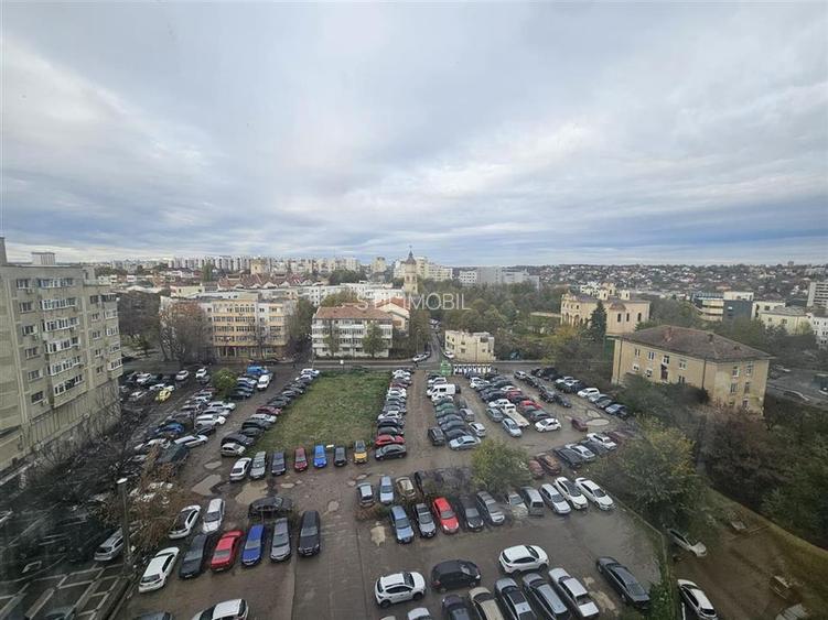 Apartament 4 camere - Hala Centrala - 15