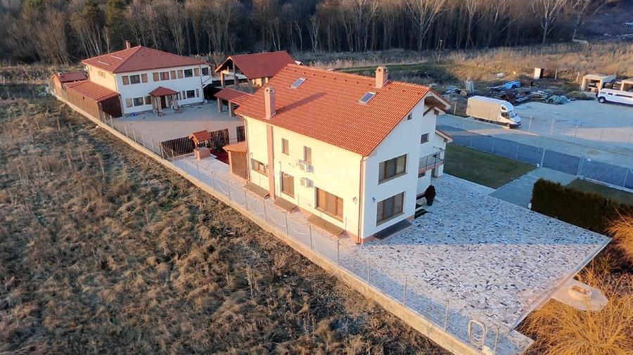 P.F. Vând vila multifuncțională, Jucu de Mijloc - 5