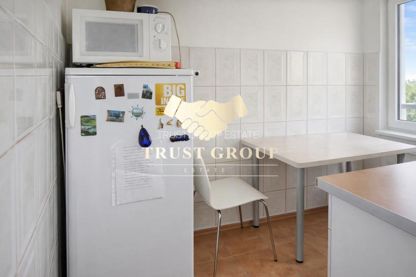 Garsoniera Piata Victoriei -Bloc reabilitat an 1991 - 2