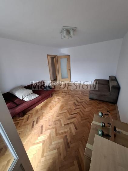 Aradului, 3 camere decomandat, 2 bai - 13