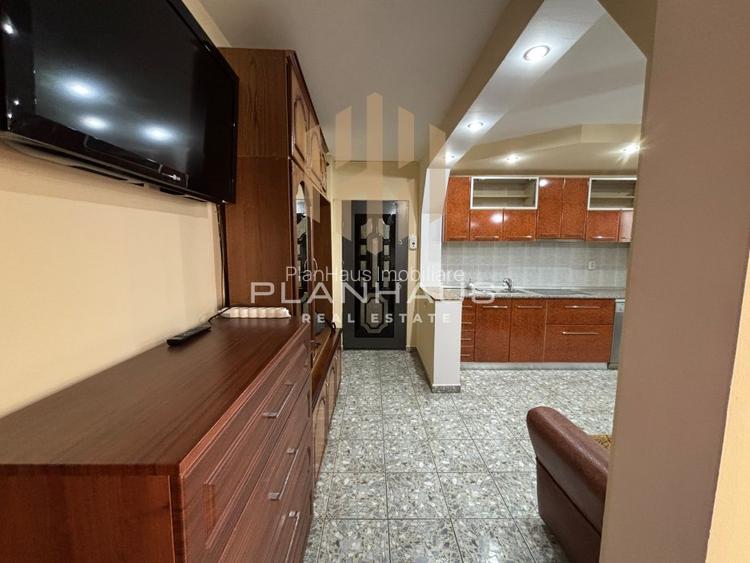 Apartament 2 camere, decomandat - bld. Republicii, zona Liana - 8