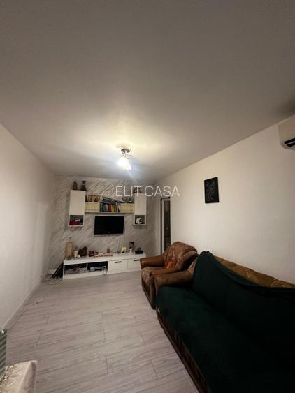 Apartament cu 2 camere, etaj 1/4, zona Alexandru cel Bun - 2