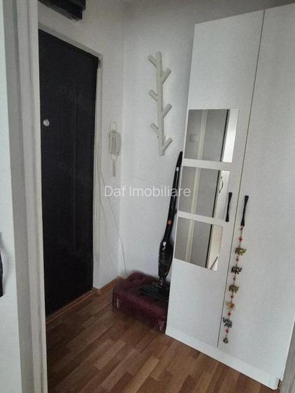 79990 euro -2 camere -Dristor- Centrala proprie- etaj 2 din 4 - 8