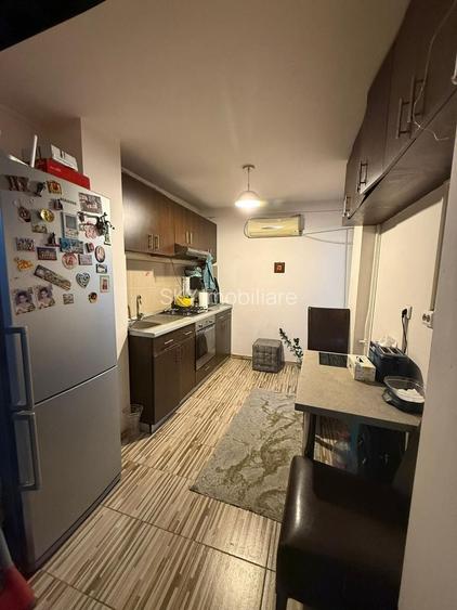 3 camere decomandat Metrou Crângași + Parcare - 7