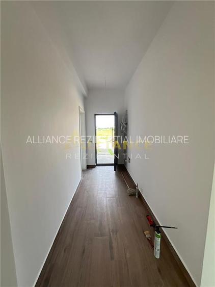 CASA PARTER-4 CAMERE- TEREN 450 MP-STR.AVIATORILOR - 12