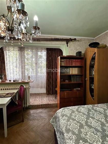 Apartament 4 camere Titan - 3