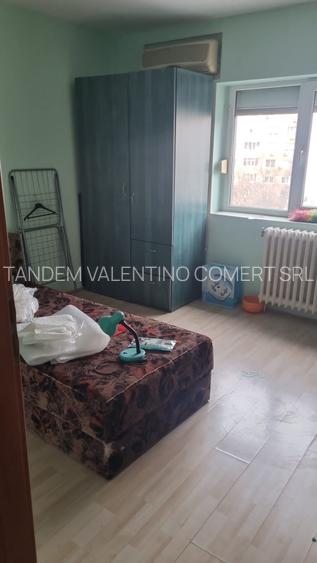 Crangasi , 2 minute metrou - 7