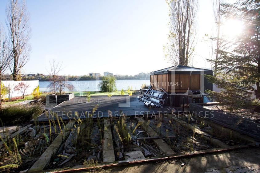 Vanzare casa. vila 7 camere | Arhitectura deosebita, Deschidere lac | Petricani - 22