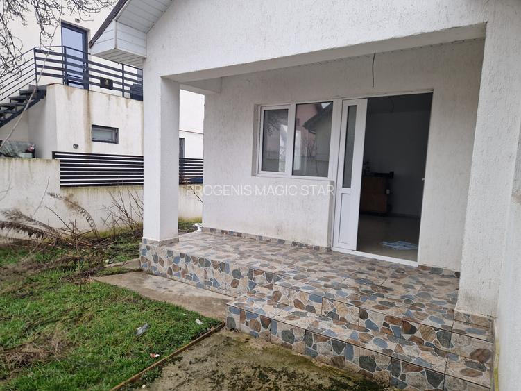 Agenție imobiliară vindem casă la sol în Năvodari - 2