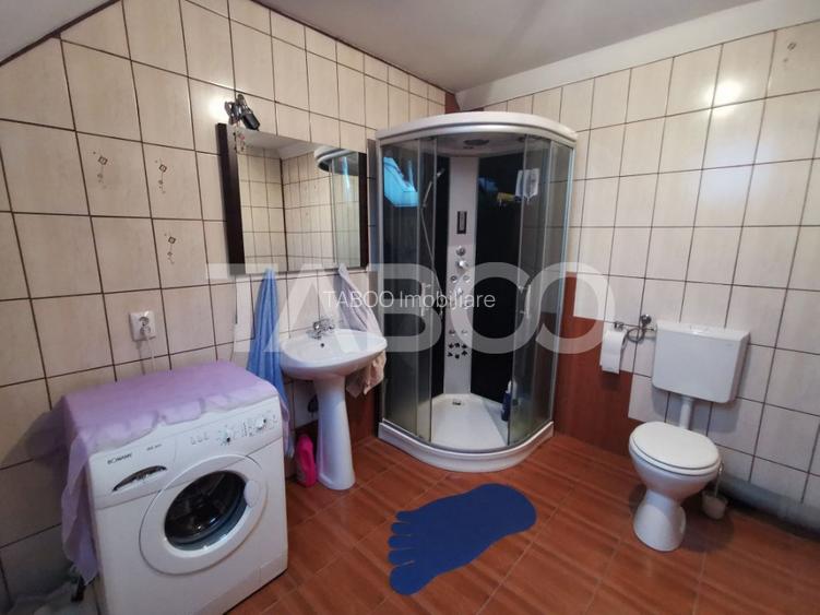 Casa in zona Centrala cu 8 camere mobilate teren 890 mp - 8