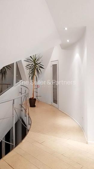 Arhitectura Deosebita - 8