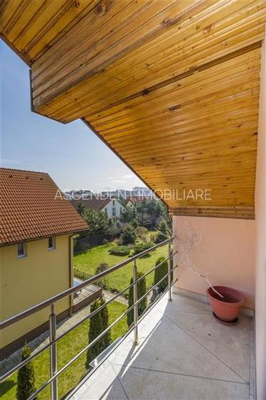 FILM ! Pe armonia a 1.100 mp teren/ gradina, Vila galanta,cu 3 apartamente disti - 32