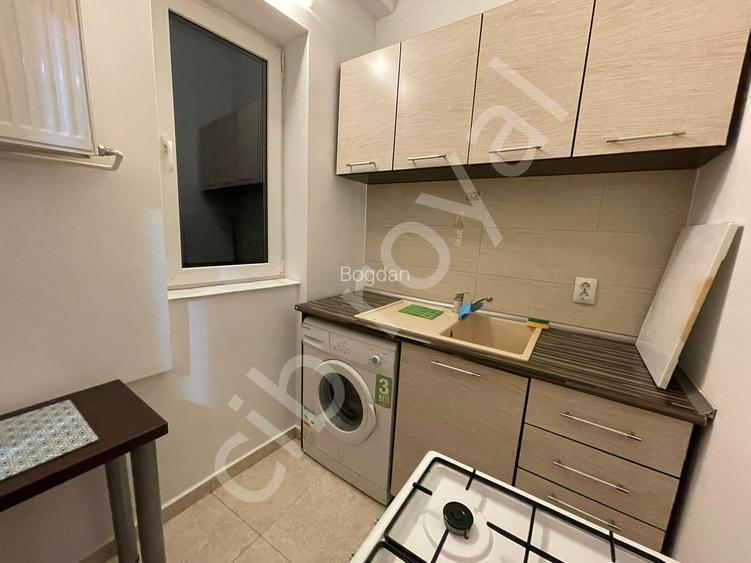 Garsoniera dubla,Universitate,langa metrou si Grand hotel,Bd. Nicolae Bălcescu - 12