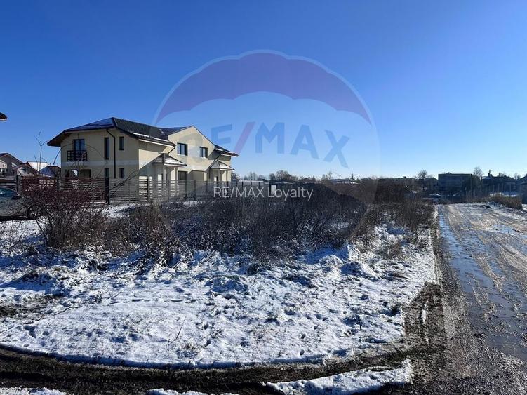 Teren intravilan 500mp, langa lac, acces drum principal - Corbeanca - 9