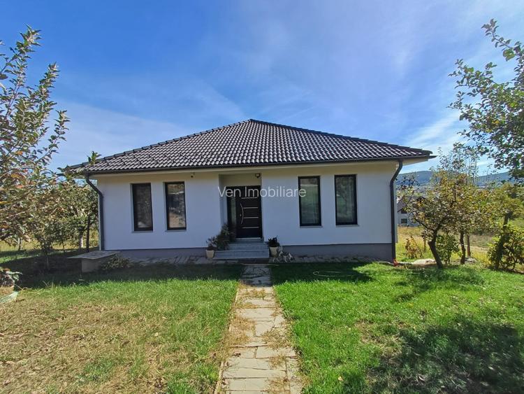 Casa individuala, teren 940mp,140mp utili, zona Unirea - 3