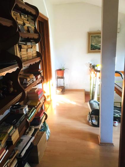 Vila cocheta, situata in centrul istoric al orasului - 9