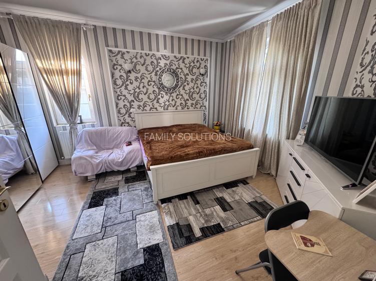 Casa deosebita sector 4 P+1+M. 6 cam.Util 418mp. Teren 1638mp - 19