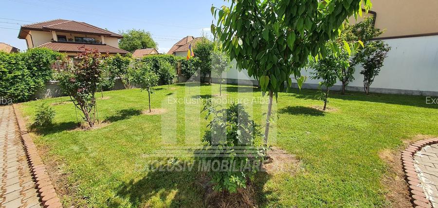 Casa individuala | 240 mp | 730 mp teren | Toate utilitatile | Cetate - 9