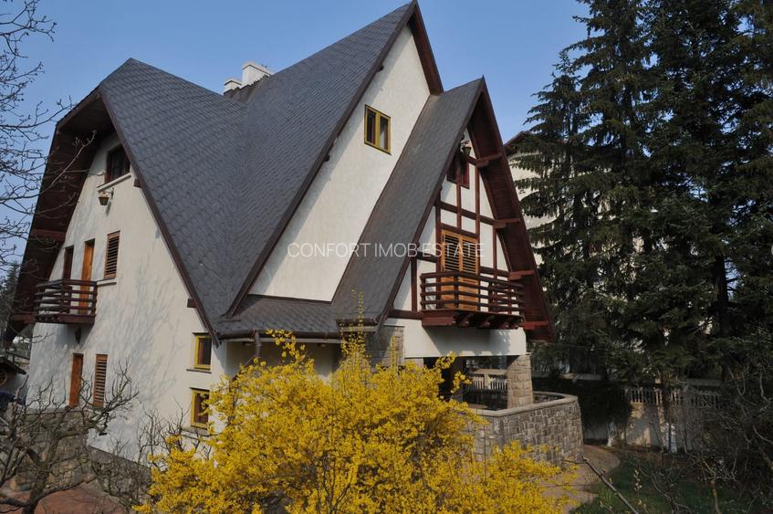 Vila de pe cărțile poștale - 10