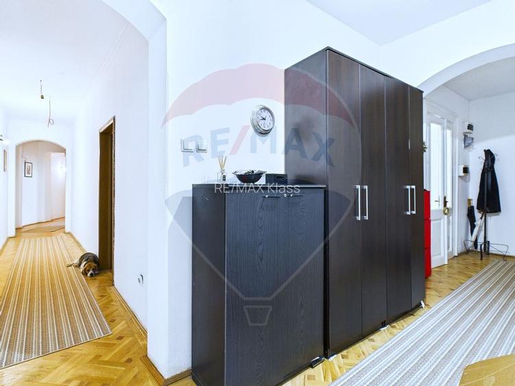 Casa 15 camere de vanzare zona Universitate + spatiu comercial parter - 14