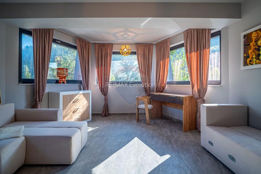 Vila superbă în inima stațiunii Sinaia – eleganță, confort - 24