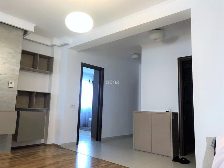 NOU! BANEASA  SISESTI  LUX ! /luna   Scoala KIng OAK - Scoala Britanica - 11