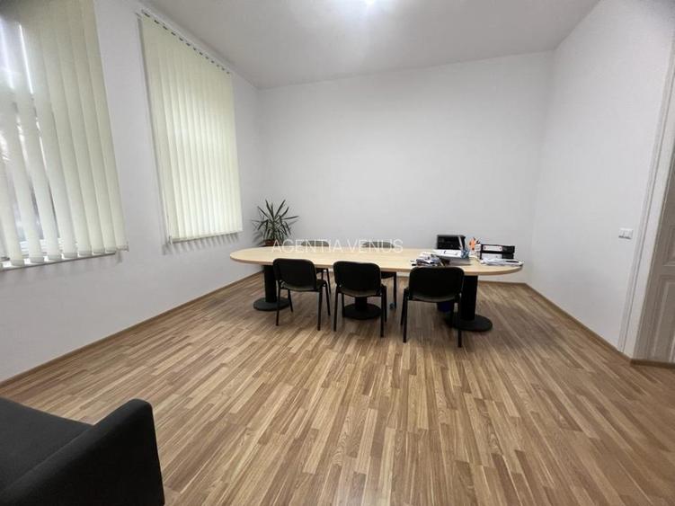 SPATIU BIROU/CABINET - 9