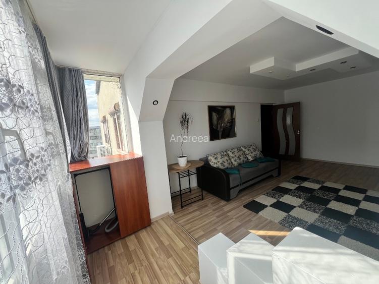 Apartament decomandat și renovat  B-dul București  - 7